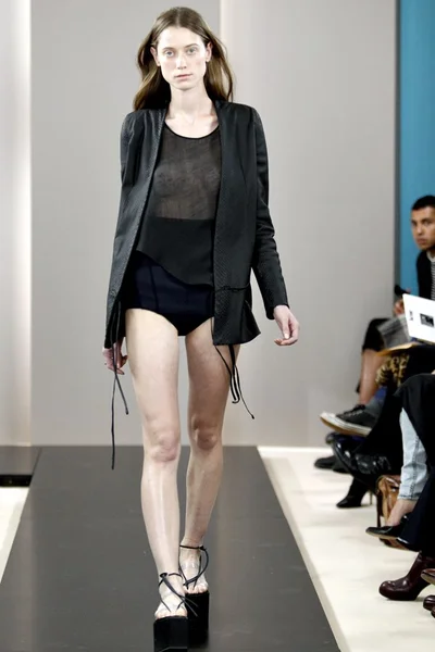 Look 23